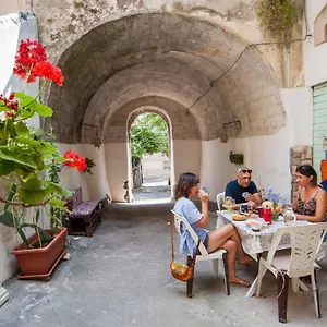  Bed & Breakfast Profumo Di Zagara Italy