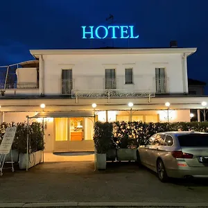 *** Hotel Ristorante Ca' Nova Italy