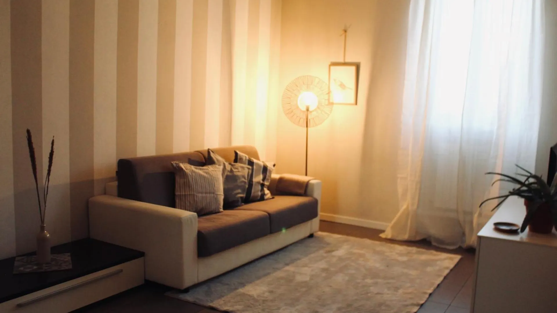 Aparthotel L'Angelica Holiday Home Desenzano del Garda