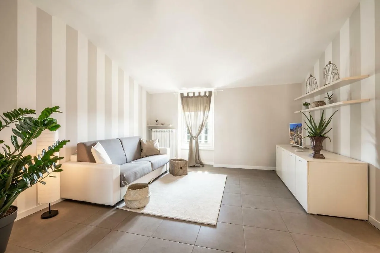 Hotel apartamentowy L'Angelica Holiday Home Desenzano del Garda